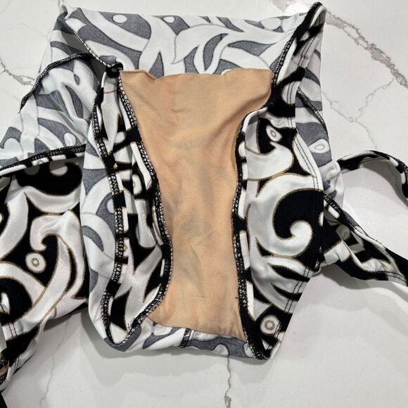 Vintage Sirena Women's One Piece Black White Baroque SwimSuit Bathing Suit 8 - Picture 8 of 11